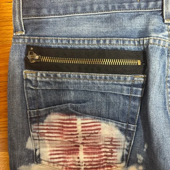 Prada jeans practicaly new with a tie dye detail in the back - Picture 5 of 11